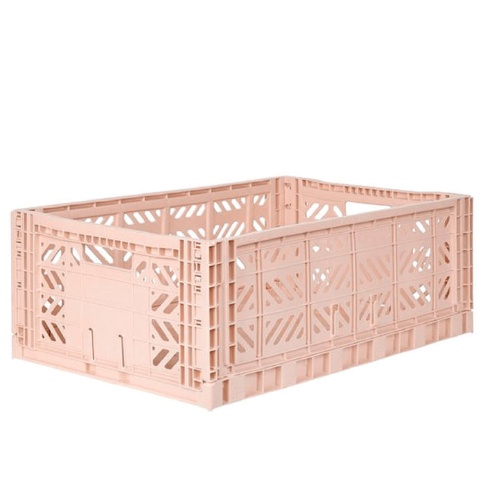 Colorful and practical plastic crates