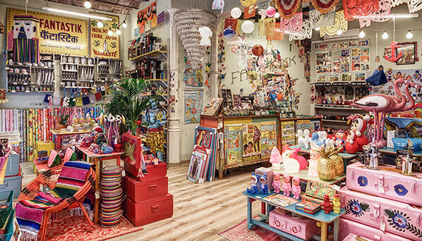 Panoramic view of the inside of Fantastik gift shop
